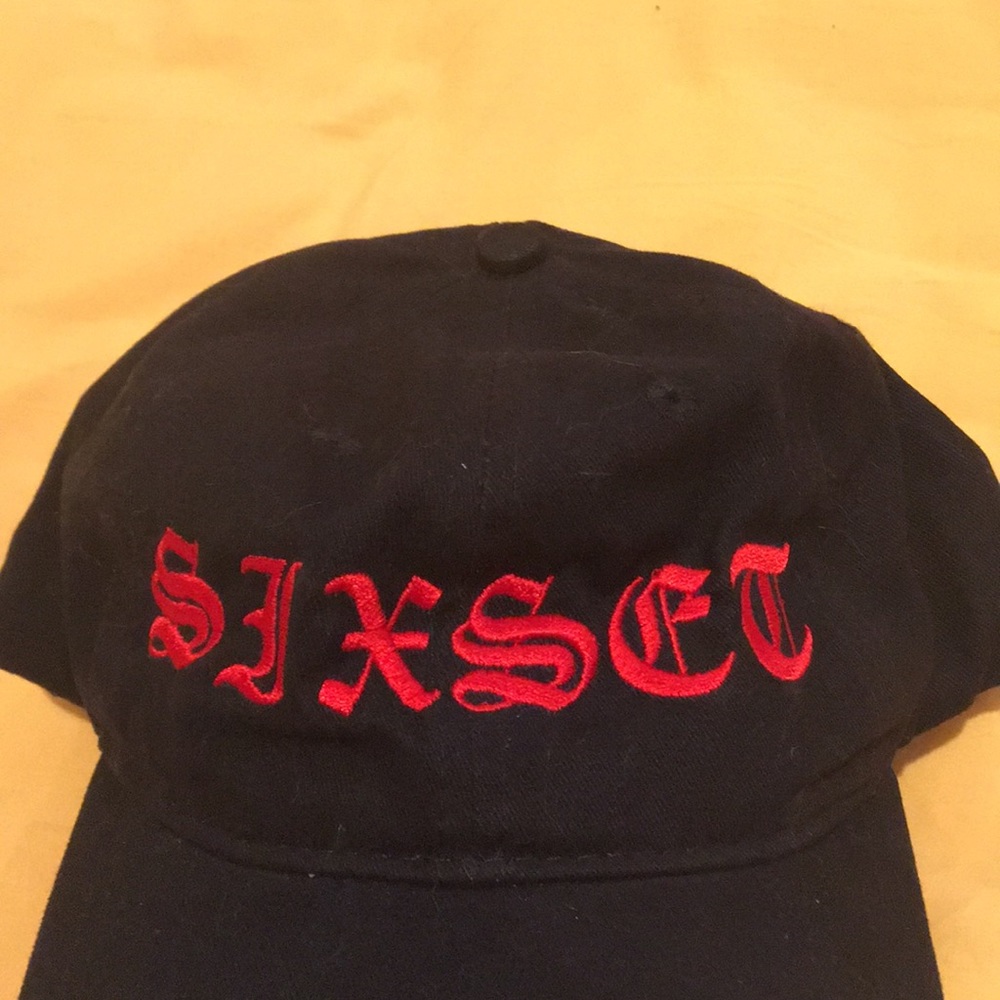 Sixset Hat